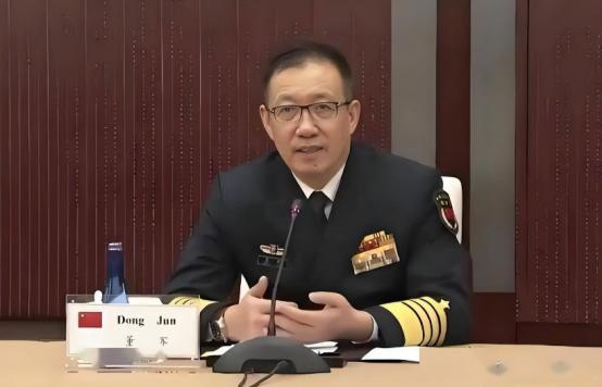 中国大豆说停就停了？特朗普怕总统之位不保，俄一个电话打到北京 特朗普这句抖着