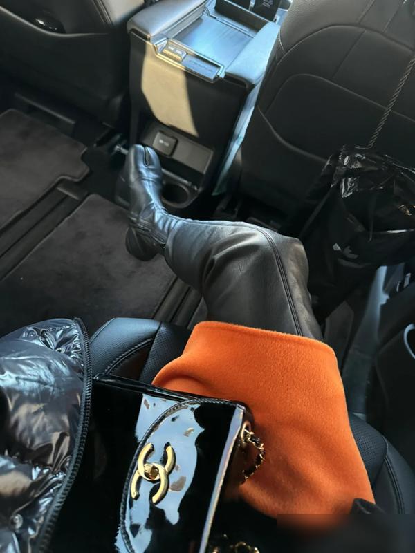 谁懂啊！翻鞋柜翻出一堆“美丽废物”的时候，我差点原地爆炸！最近刷到个中年姐姐