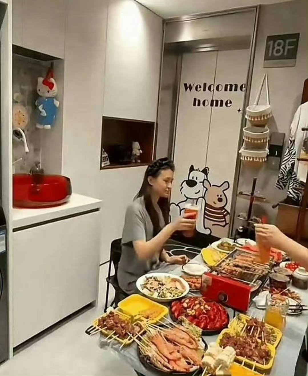 电梯一开就是家门一梯一户太爽了吧