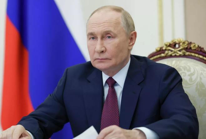 普京对格陵兰问题表态了，非常高明，他说：“顺便说一句，丹麦一直把格陵兰当殖民地对