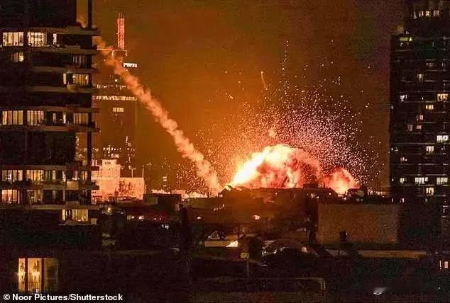 这场中东战争彻底打醒了阿拉伯民族，他们终于看透了美帝国主义纸老虎的真面目阿联酋