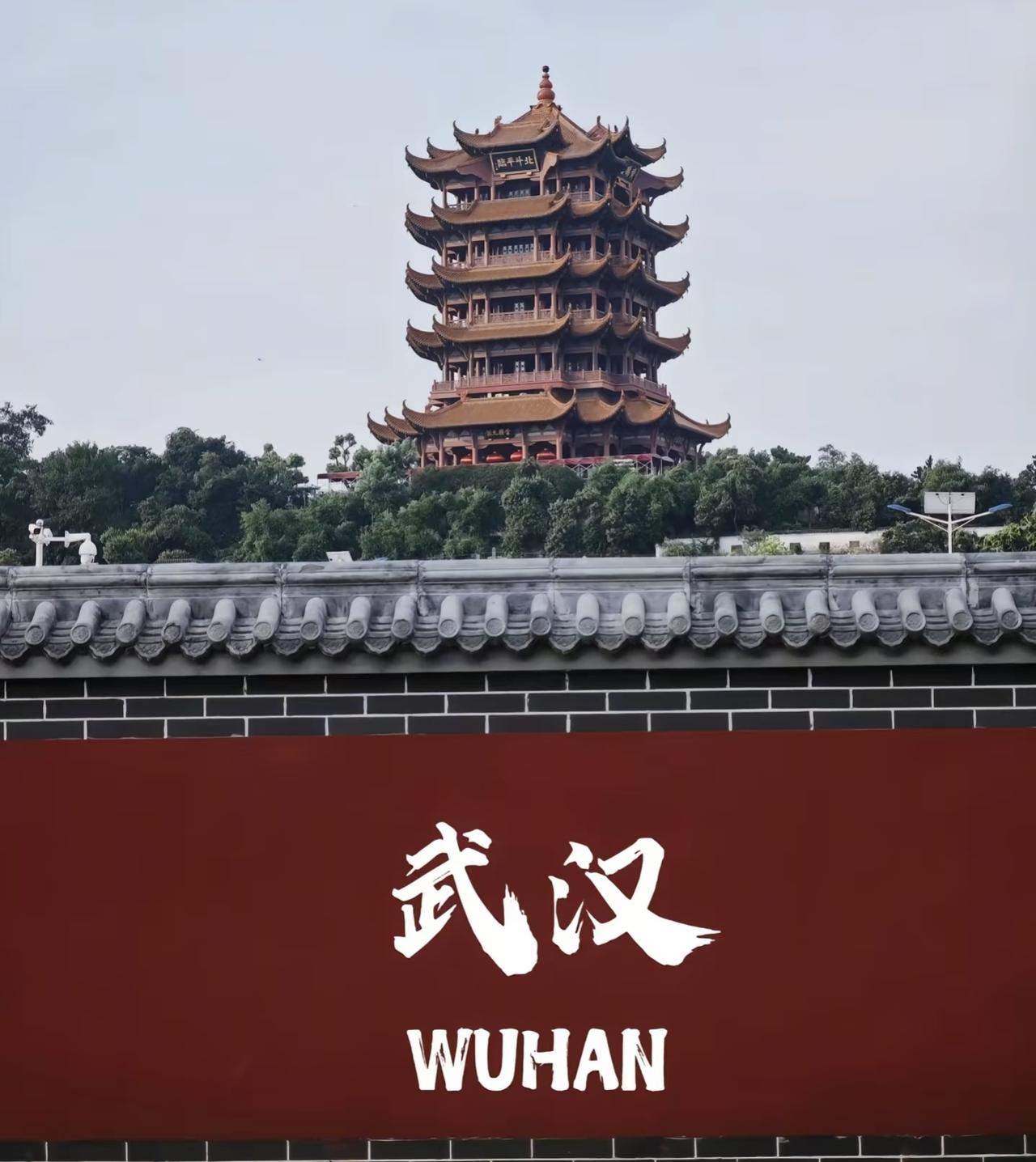 不服都不行！新的中国城市综合评比表出炉第一名：上海第二名：北京第三名：深