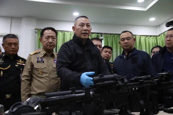 泰国直接把中国游客的免签福利砍了一半！5月9日，泰国警方在曼谷一处普通出