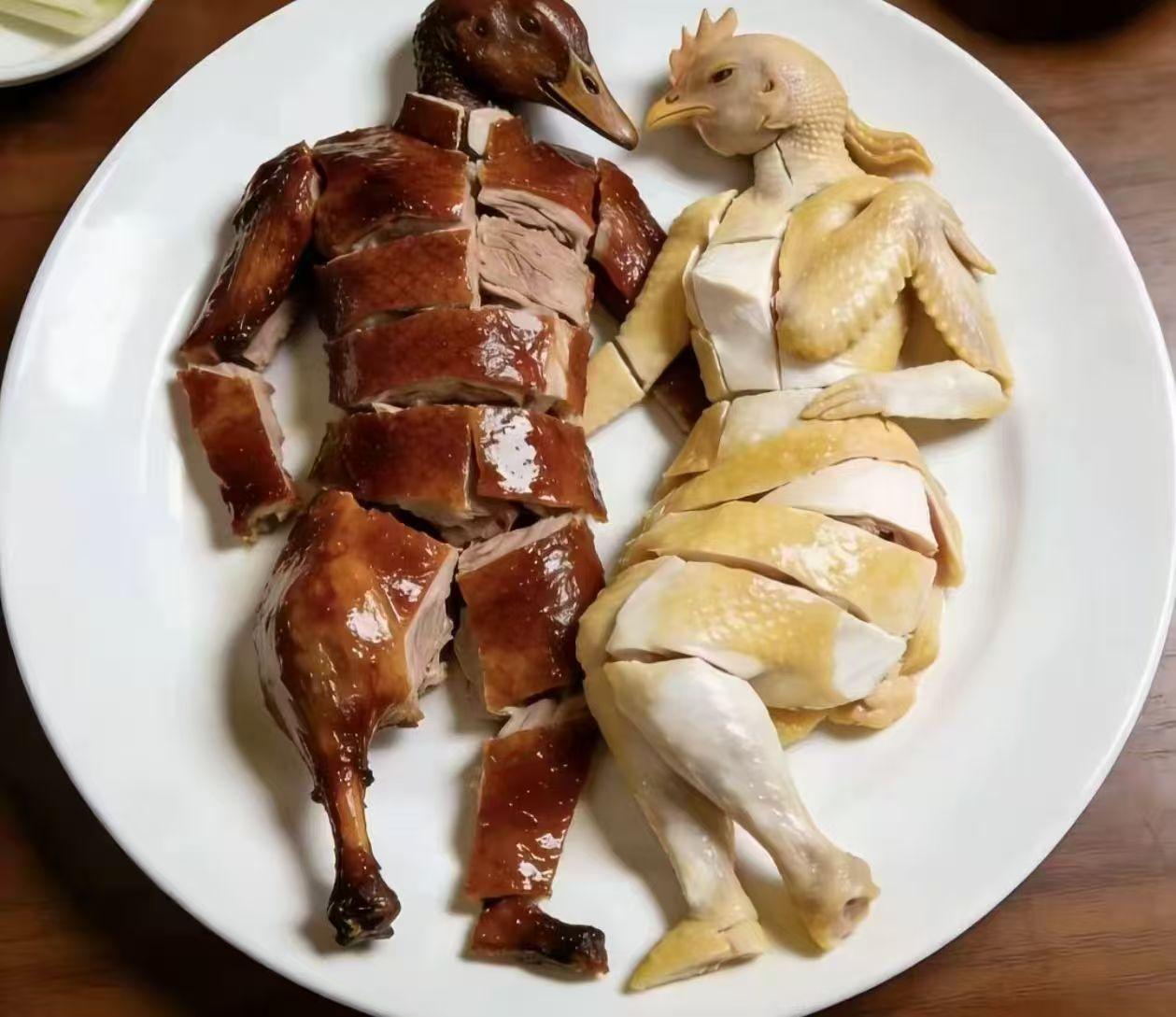 创意摆盘！烤鸭与整鸡的完美结合，色香味俱全！请在股市里的兄弟姐妹们吃大肉a股要大
