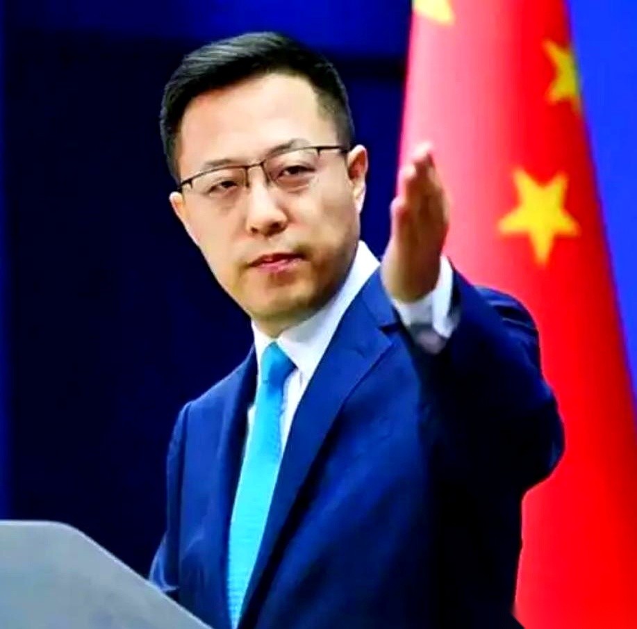 一笔关于“中国高速8年留下约6万亿缺口”的账单，最近在网上被翻了出来。美国的高速公路不设收费杆，一踩