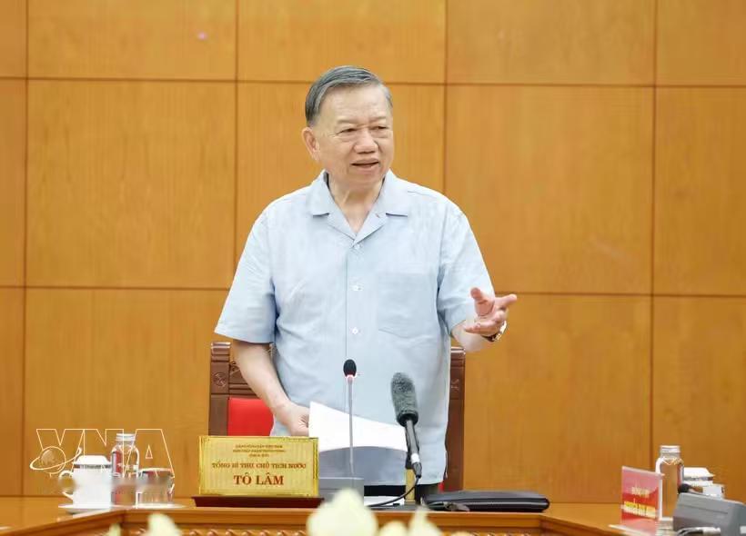 进军海洋？越南在这个时候高调渲染发展国家航海工业。苏林7月14日与越南航海工