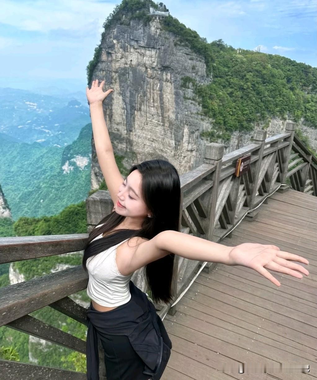 面朝大海，春暖花开