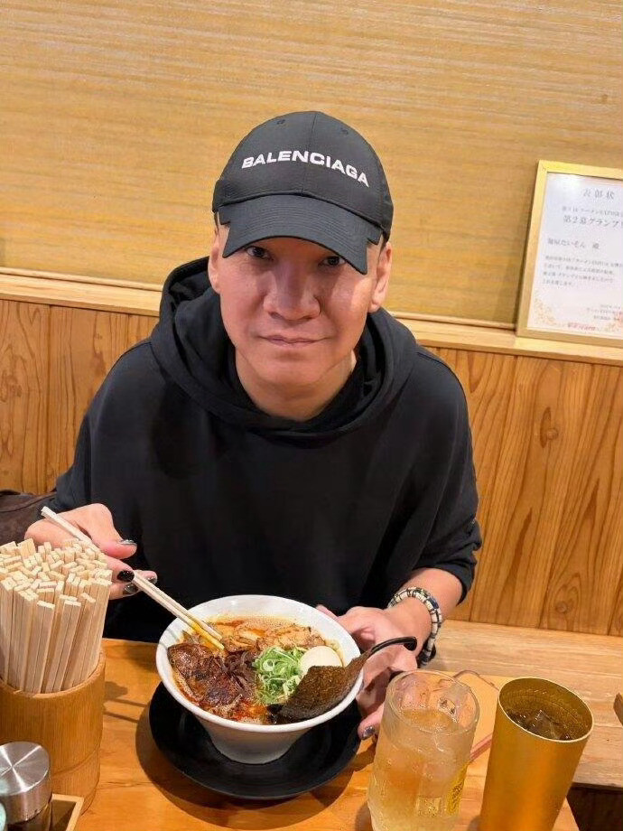 车澈晒出大量照片！这瘦的也太夸张了吧！车澈​​​