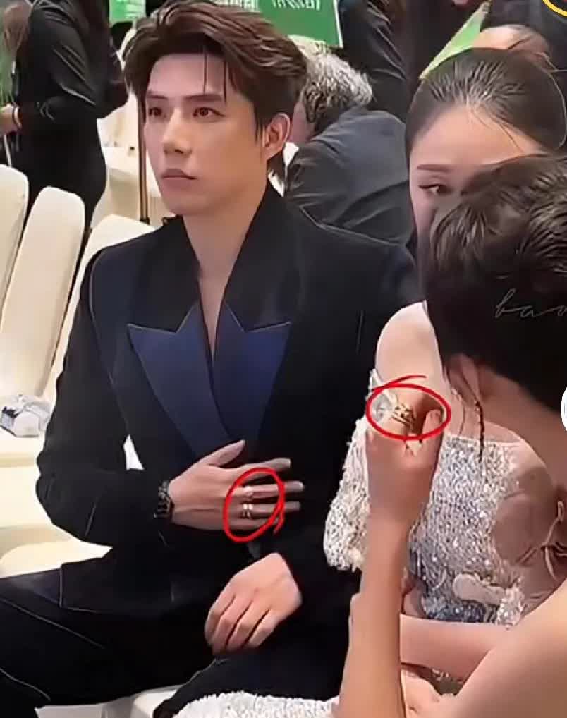 看八卦博主的这个新闻关晓彤和鹿晗真正的分手原因，是因为关晓彤和王安宇在一