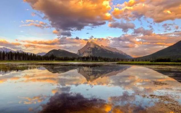 性学家李银河的话把我戳哭了:‘人生本无意义，99%的人三代过后，时间会抹掉一切痕