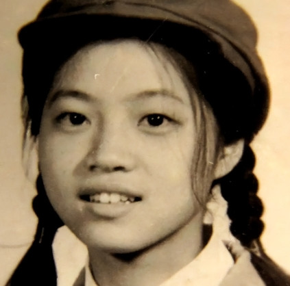 1969年，21岁的女知青廖晓东，嫁给了一贫如洗的老光棍。新婚夜，廖晓东一脸娇羞