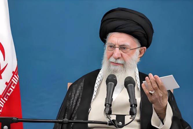 太尴尬了！伊朗总统府遭到空袭、总统下落不明，伊朗86岁最高领袖哈梅内伊被曝已经离