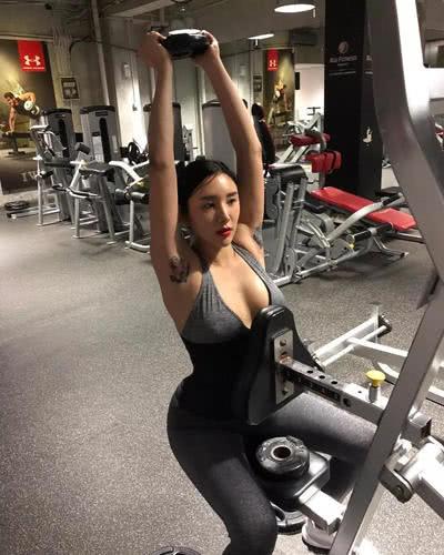 韩国最性感的健身教练, 33岁的女神, 却拥有20岁的身体