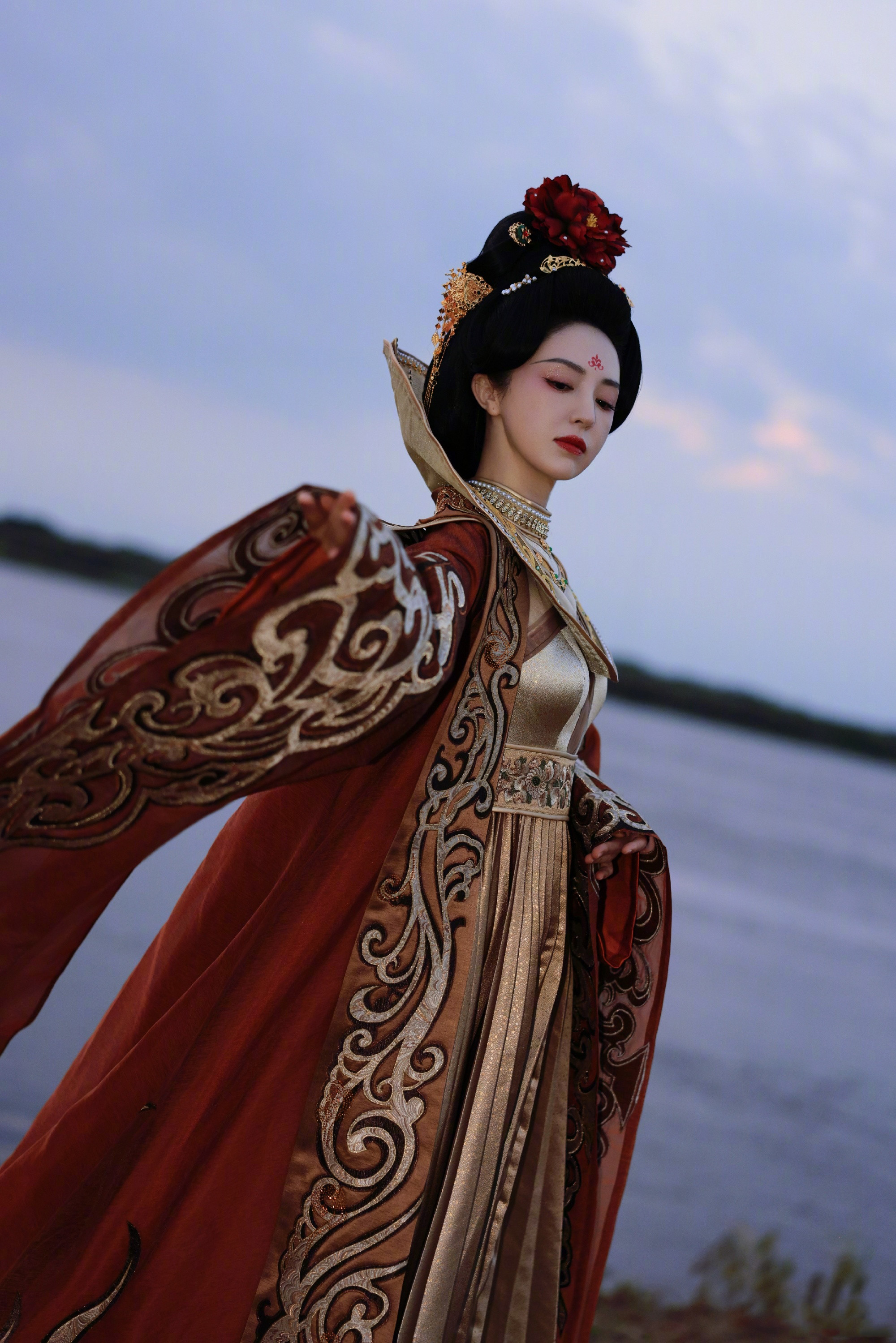 女明星，董璇
