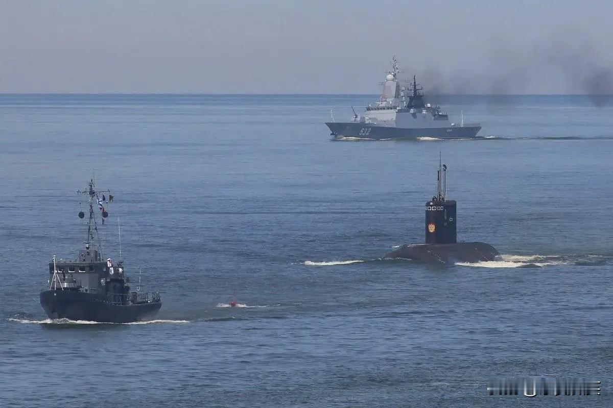 俄罗斯对于其“贝拉1号”油轮被美军强行扣押一事发声。俄罗斯强烈谴责美国，称任何