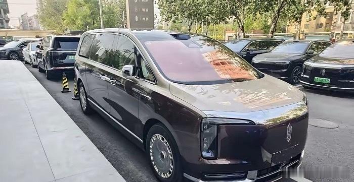 担心的事情还是发生了！新京报报道，尊界事件发生后，有车主有了退车的决定，4S店方