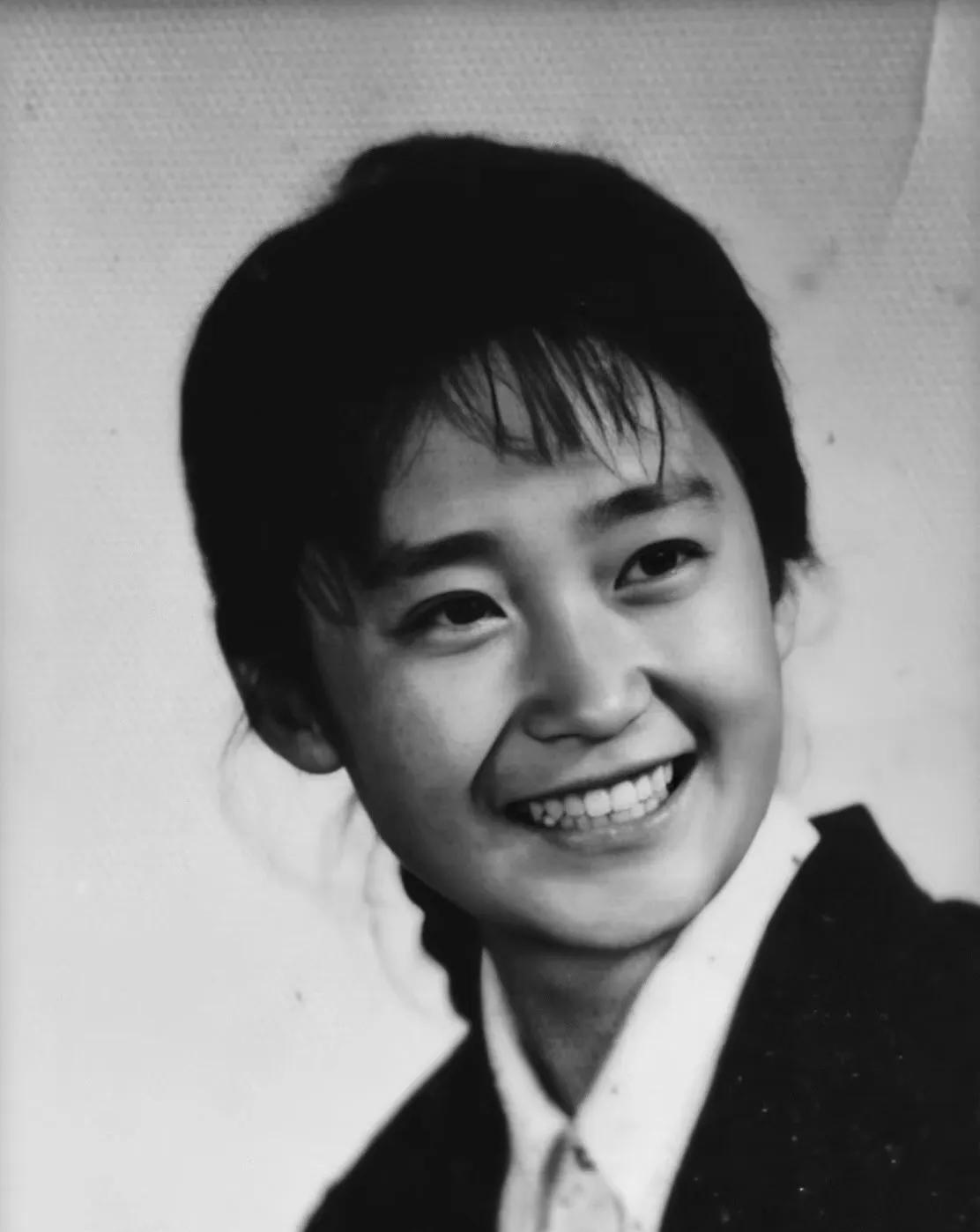 追女性，可以试试这12个方法三，追职场白领：在她加班时送宵夜，倾听她工作的压