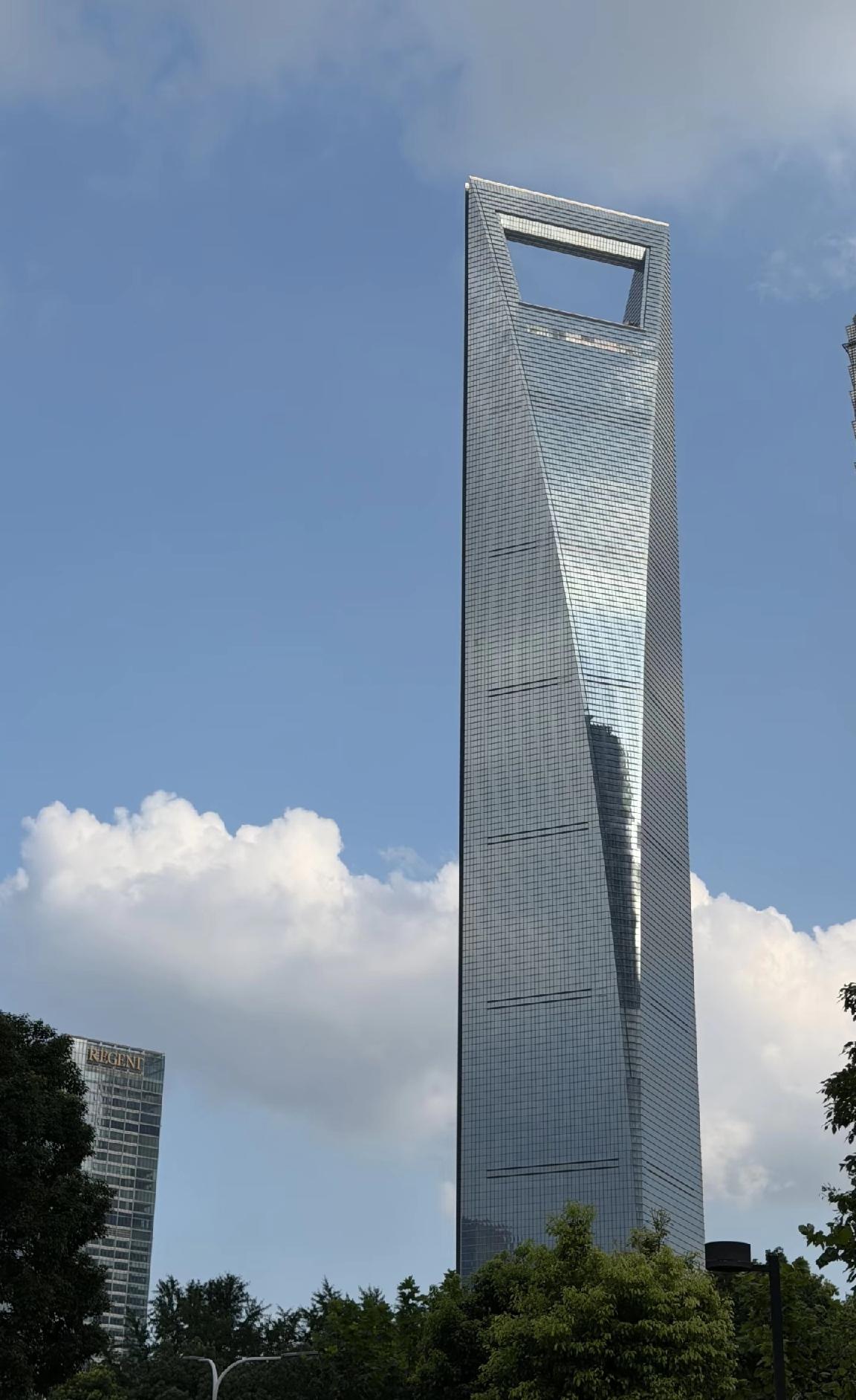 万万没想到！美联储时隔三年多再次加息，普通人生活可能出现的5个变化：1、出国