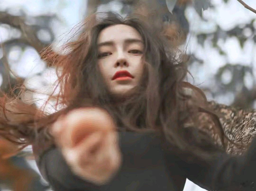 #angelababy#🐰#angelababy#爱是有痕迹的，相册周边截图收藏的语音还有泪水.​