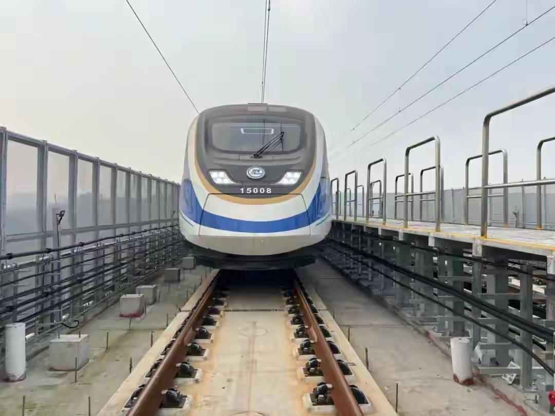 重庆轨道交通即将上新！28公里路段已实现“车通”。日前重庆轨道交通15号线井口站