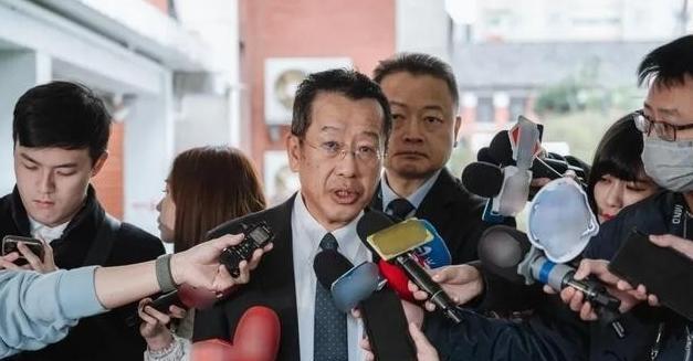 台军报告噩耗：台海出现一个危险迹象！台防务负责人吓得语无伦次，失态曝光据台军情
