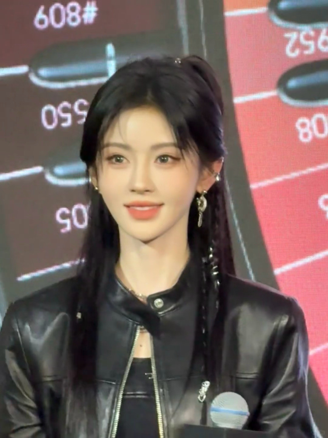 人怎么能美成这样。。鞠婧祎直播​​​
