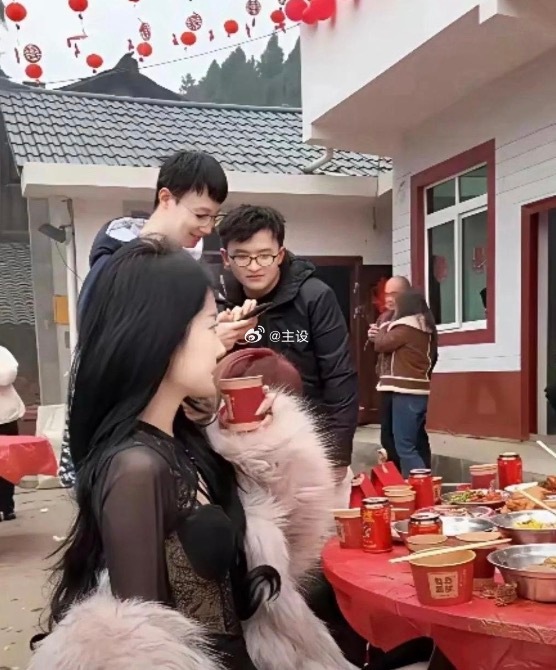 这样的女生，一般人不敢娶吧。