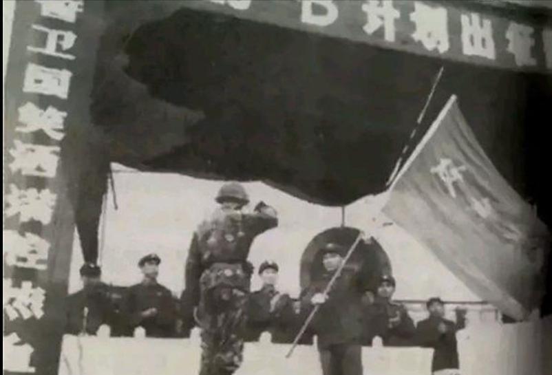 十年间两山轮战，各大军区接力参战，首次战斗全程直播，最后越南被完全击溃！198
