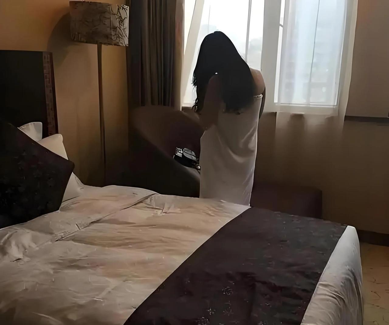 深圳，一女子浏览社交网站，突然弹出一条包养邀约:每月支付生活费2-5万，先给钱