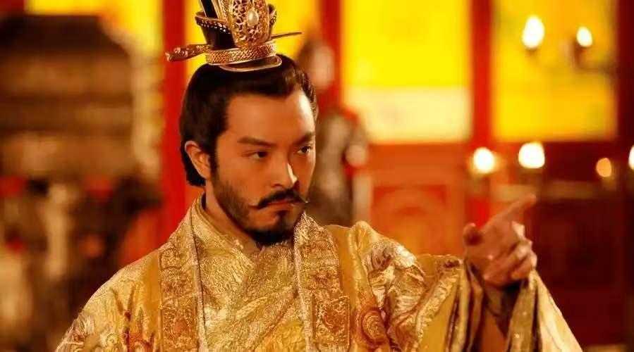 杨广登基后就清算杨坚旧臣，开国老臣一贬一亡，尽显帝王凉薄大业元年杨广坐稳帝