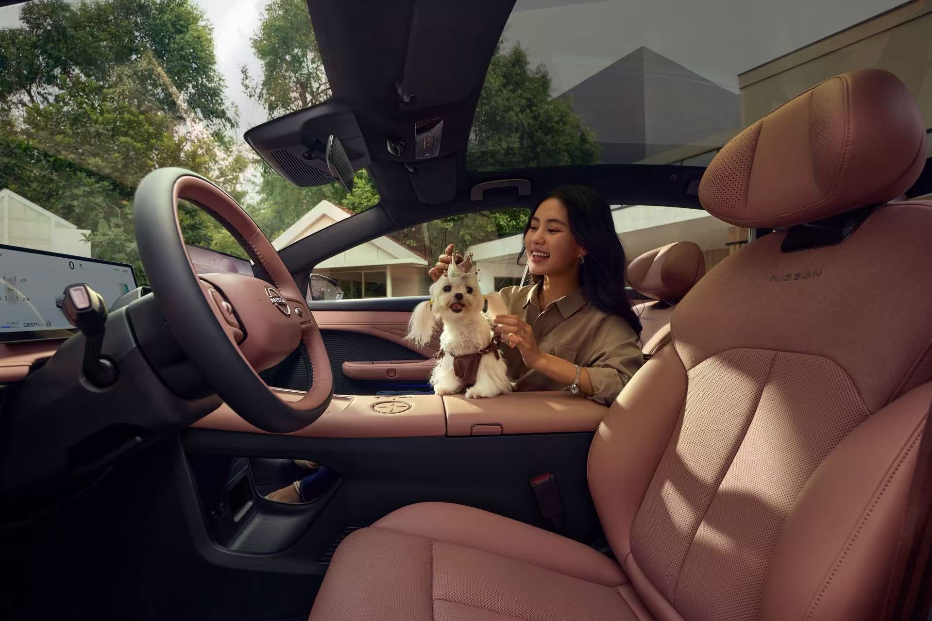 身边好几个朋友都在看10万出头的纯电车，聊下来发现大家想法挺不一样。有人特别理性