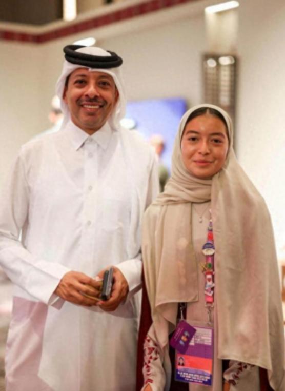 简直不敢相信！2000年，“国际棋后”诸宸远嫁卡塔尔王室，父母拼命反对：“不能嫁