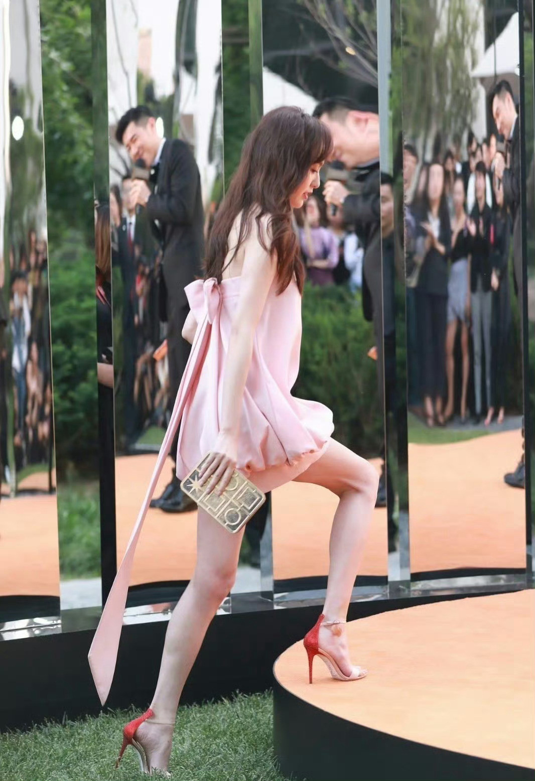 唐嫣为粉丝团庆生唐嫣👠