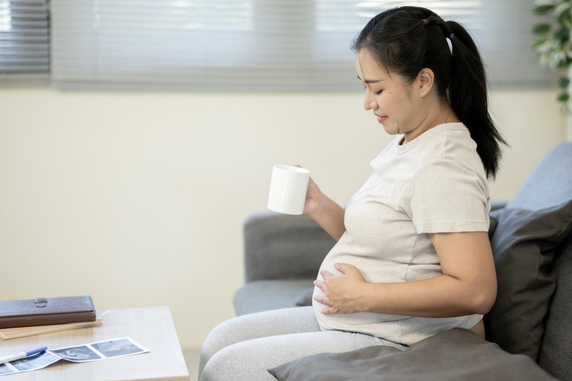 陕西西安，24岁女工程师上班还没满1年，便结婚怀孕了，还被诊断出“先兆流产”，女