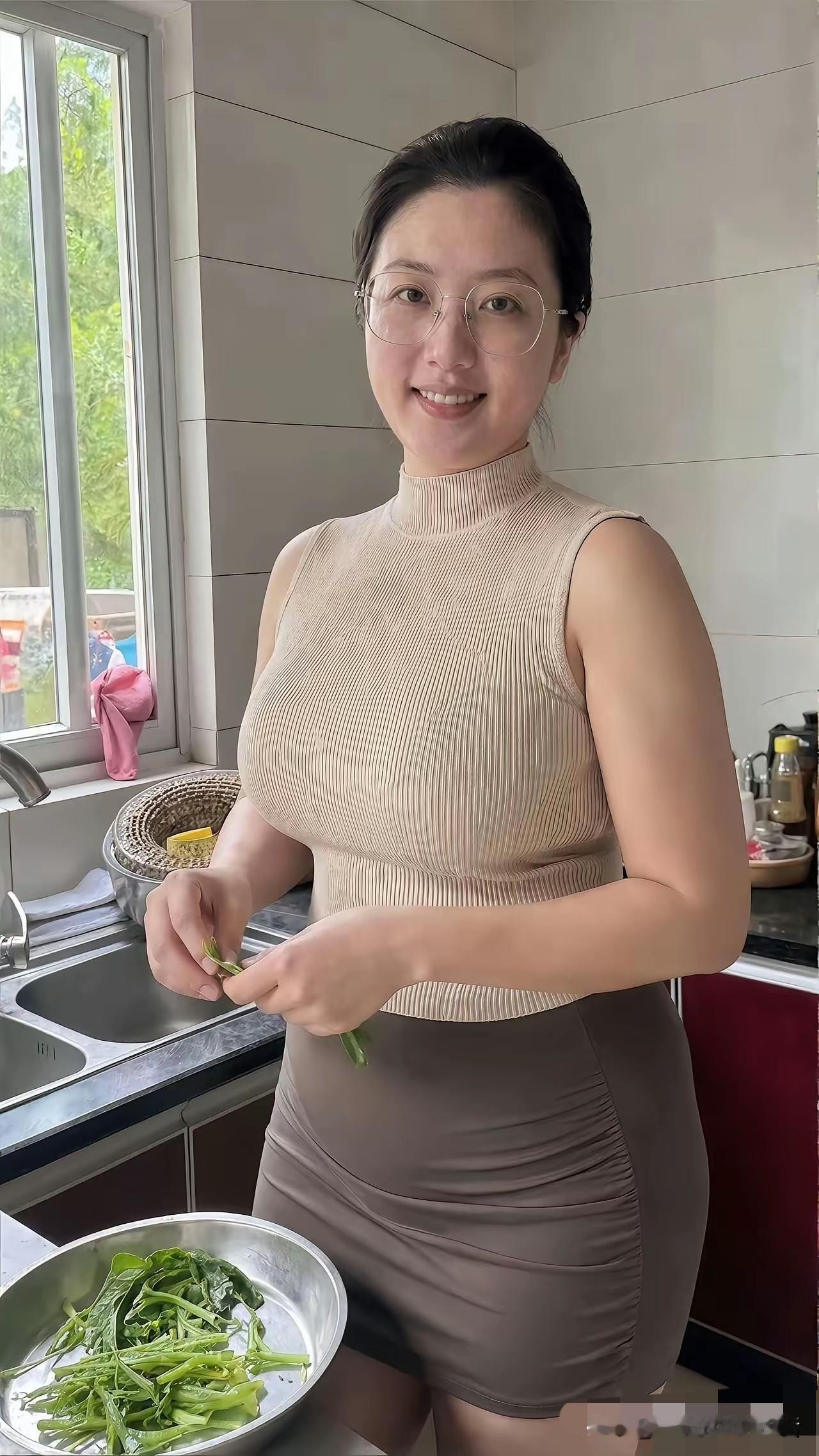 抽烟的男人女人坚决不能嫁不会做饭的女人男人坚决不能娶99%的人听不懂这两