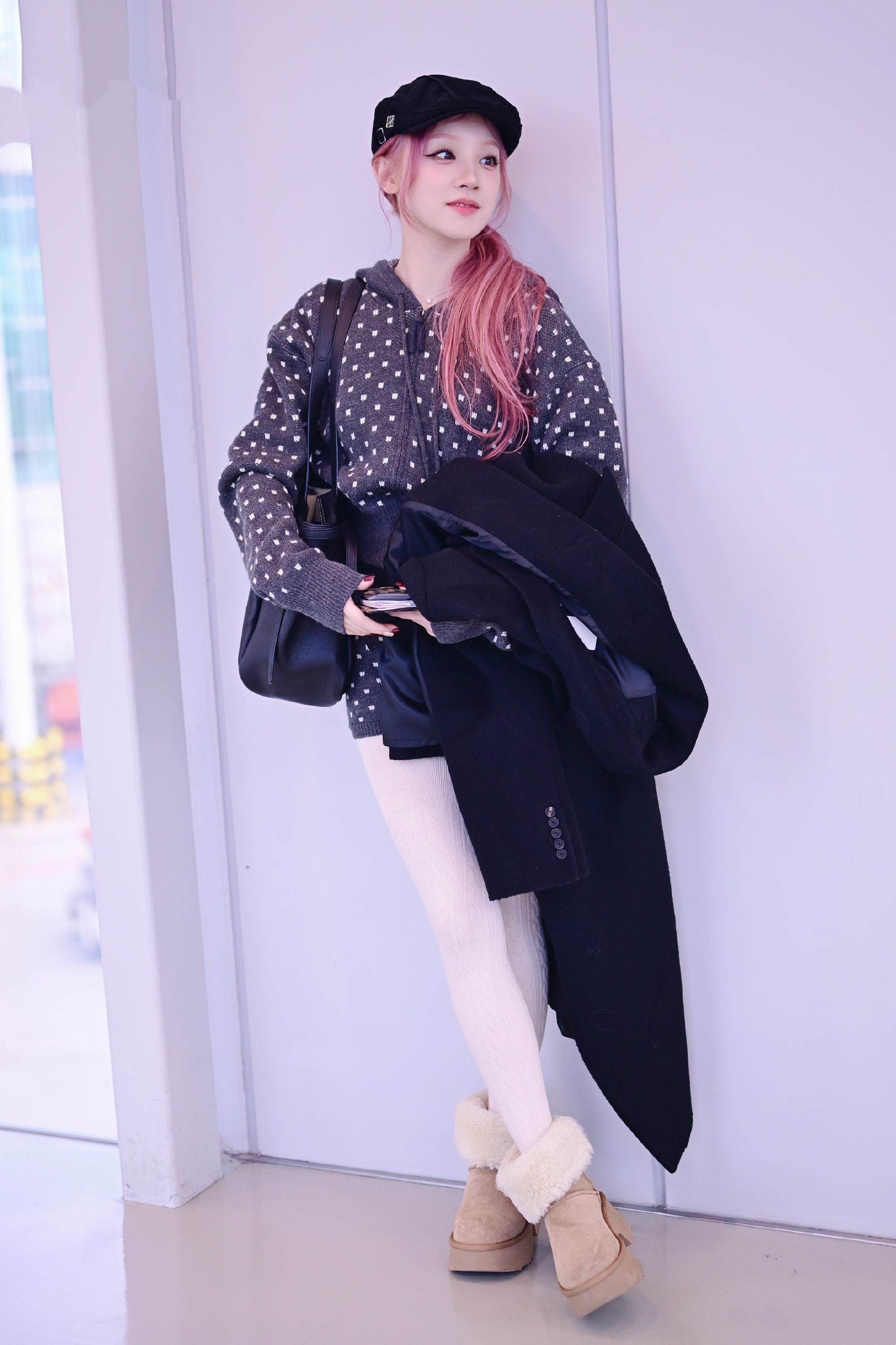 宋雨琦私服街拍，甜美穿搭女爱豆。宋雨琦