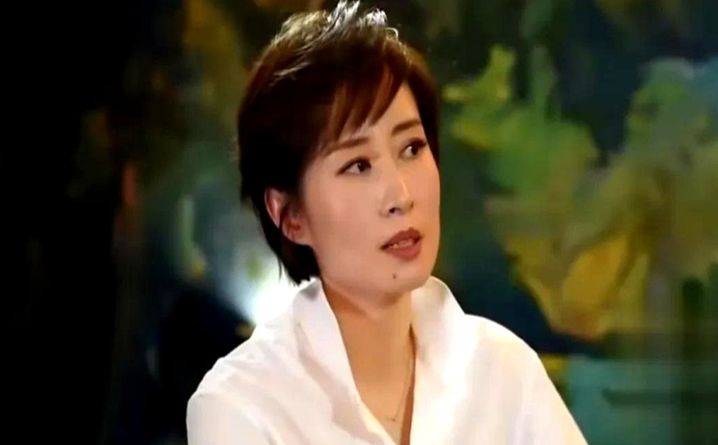 演员刘敏涛说：“在我女儿八九岁的时候，我带她第一次出国，去墨尔本，有一天晚上我们