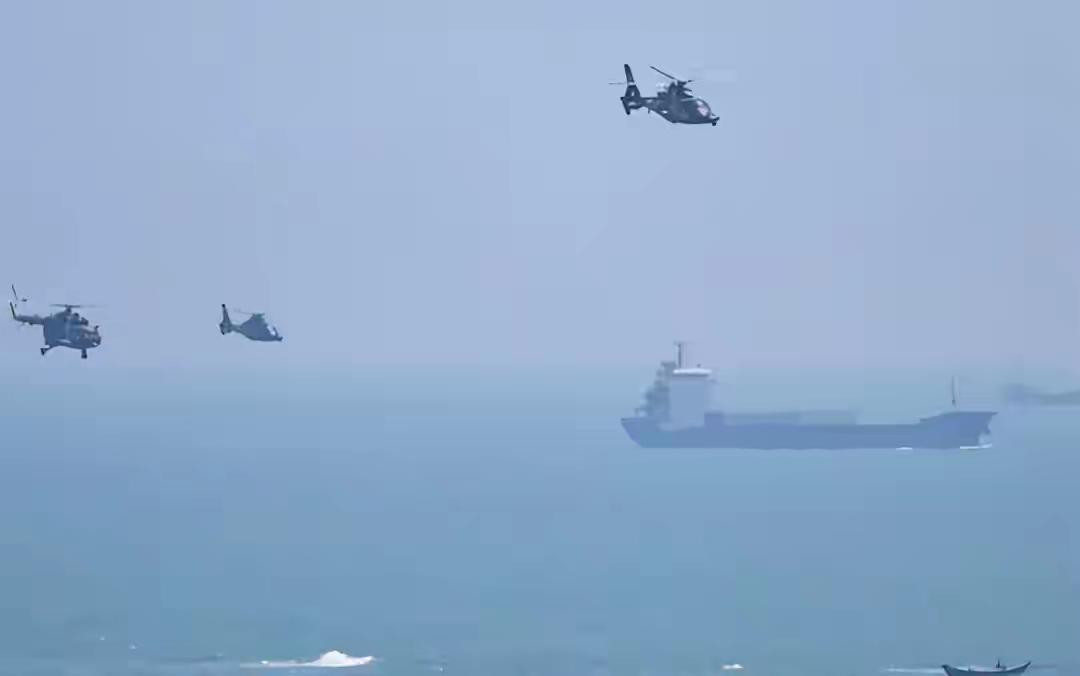 越南军舰穿越台海是什么梗？是越南为南海问题向中国间接施压？还是对美国炒作“台海