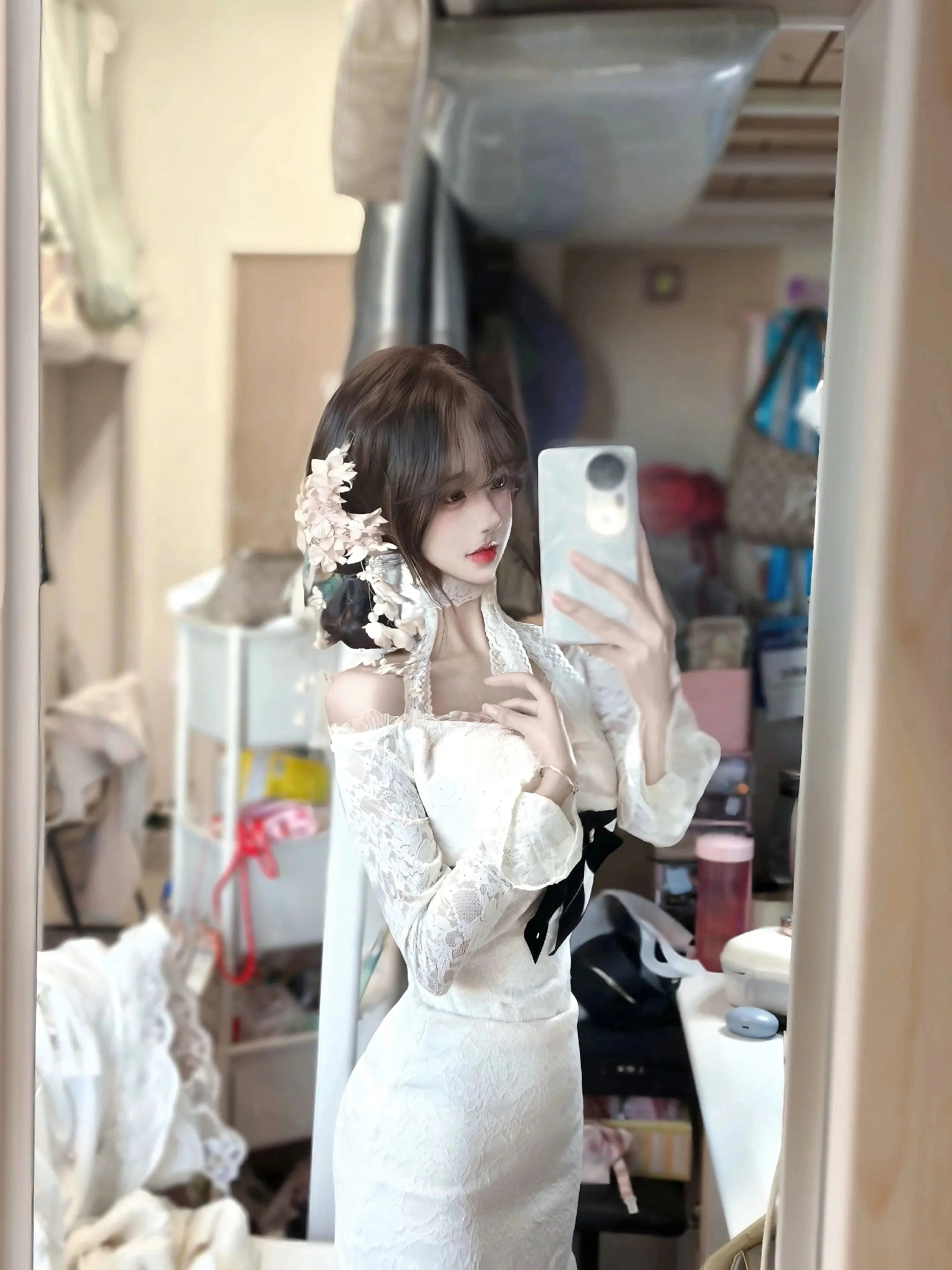 她的轻狂留在 某一节车厢