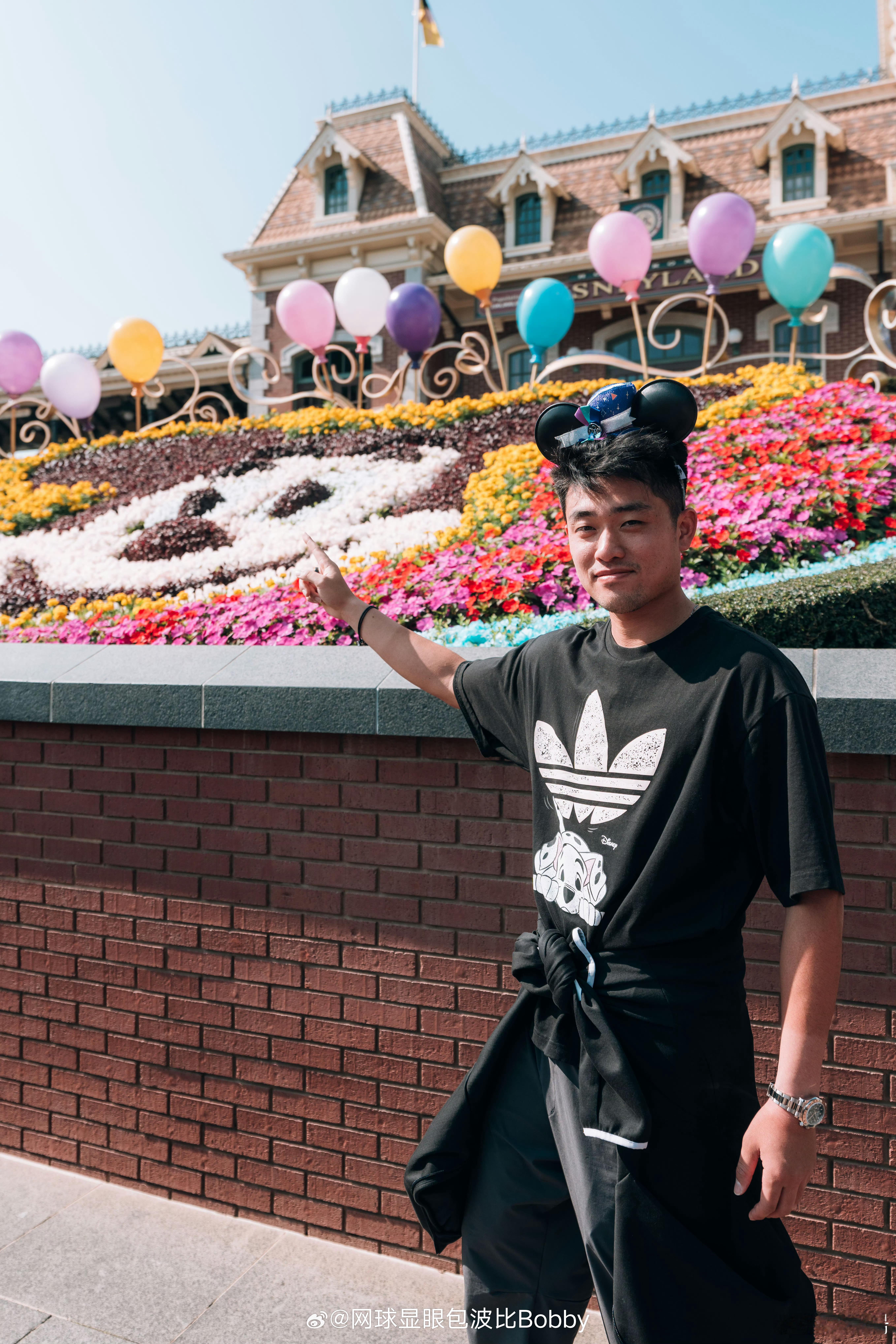 吴易昺游香港🇭🇰迪士尼2026新赛季首站:香港🔥网球talking大会网球