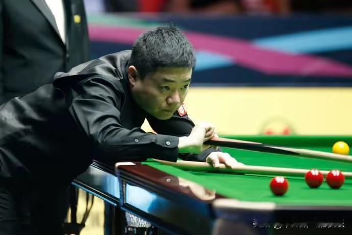 我们都想回家！四场4：0三人回家，唯有丁俊晖无所适从。利雅得狂欢赛首日，主打一