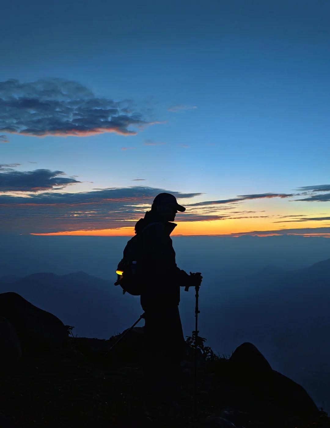如果来广西只能推荐一座山，那必然是六五顶太美了！！已经是二刷了，个人很喜欢这