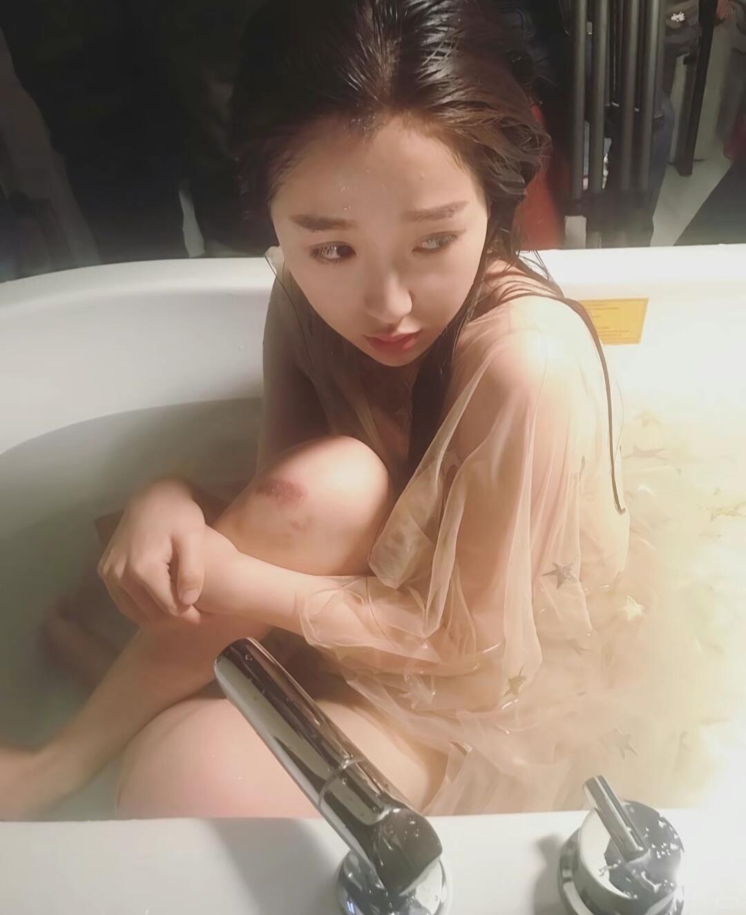 此女早期就是这么权威  ​​​