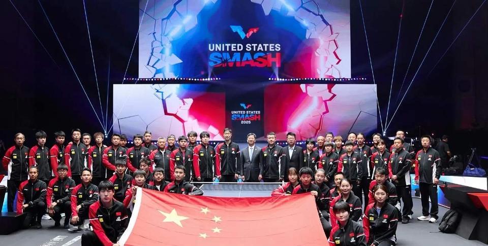 国乒这次拍集体照，跟之前有些明显的区别，从这些小细节能看到王励勤以后的管理思路。