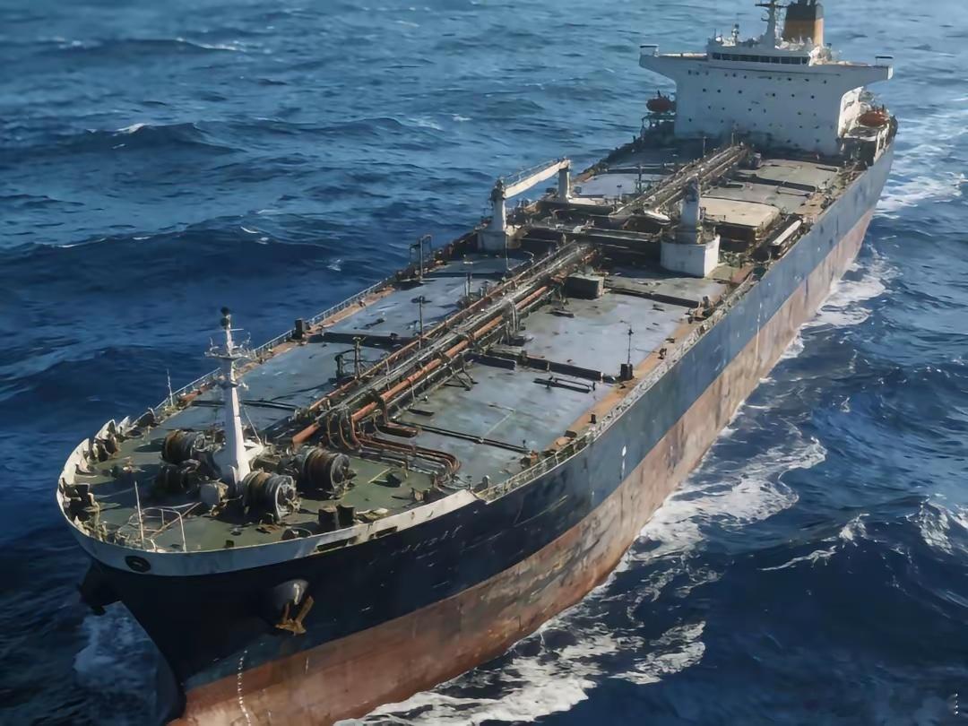 美军扣押涉香港油轮！12月10日，美军在委内瑞拉附近海域扣押30万吨级油轮“船长