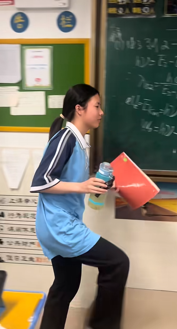 曾经的语文课代表，终于也成为了一名语文老师