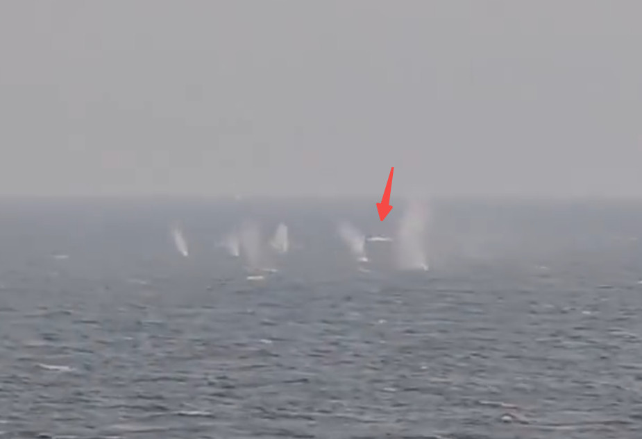 中俄海上军演中，特别增加的反海上自杀艇科目，俄军舰艇加装的双联14.5毫米机枪和
