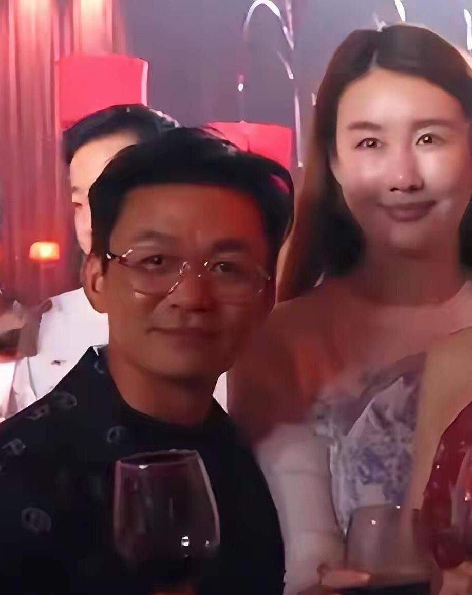 王宝强估计不会和冯清结婚了，原因很简单，两人虽然已经相恋8年之久了，但王宝强