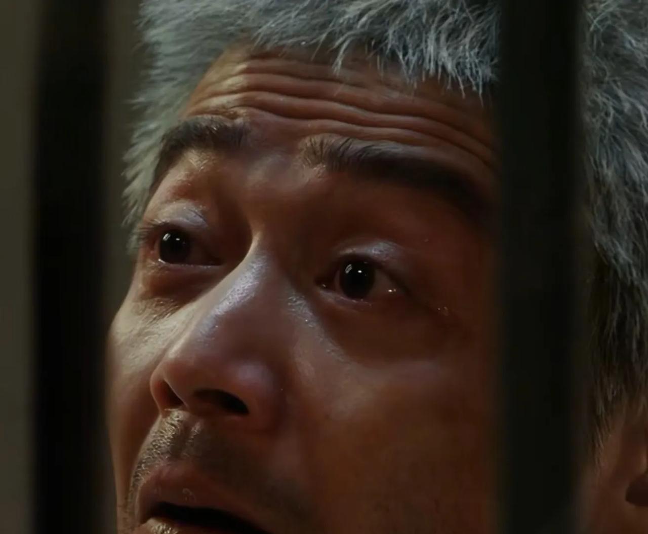 《以法之名》，程子健年纪轻轻却懂得怎么拿捏人心，当他得知万海有翻案的苗头时，他马