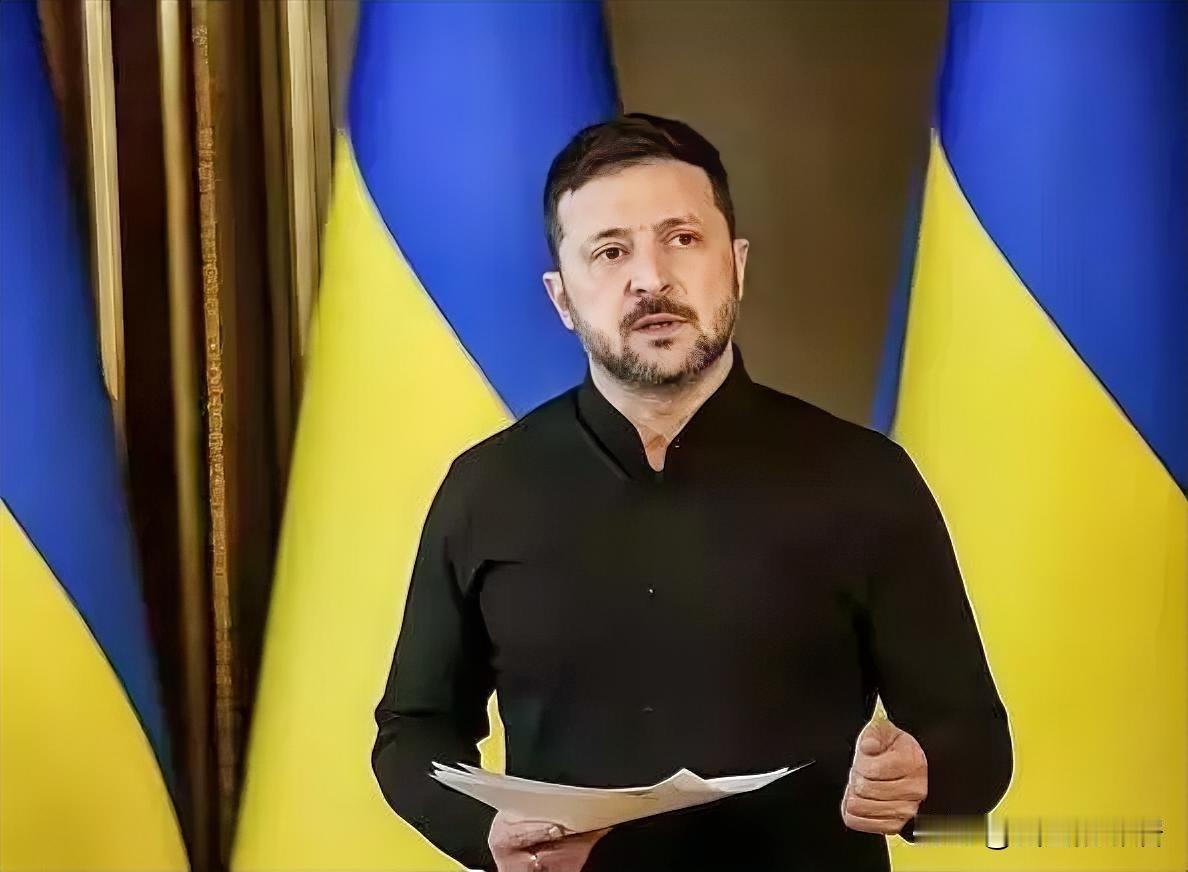泽连斯基深夜发声明12月16日，乌克兰总统泽连斯基在深夜发表声明，宣布乌克